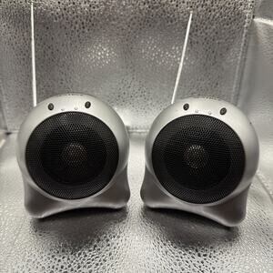 Pair Of Sentry Soundball AM / Fm Radio # MBX95 Silver